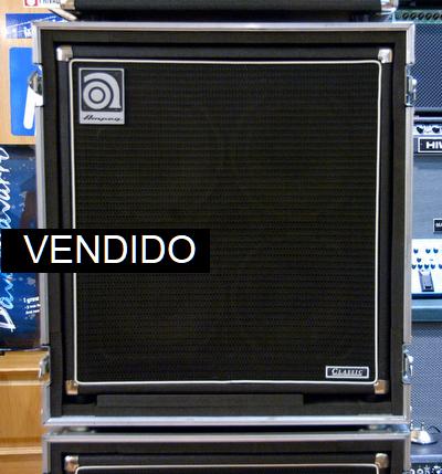 AMPEG SVT 410 HE (USA) con Fligth Case